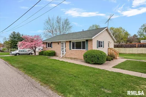 Other - 209 E Menard St, Riverton, IL 62561 photo 6 of 6