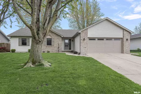 1500 Coralberry Ct, Springfield, IL 62712