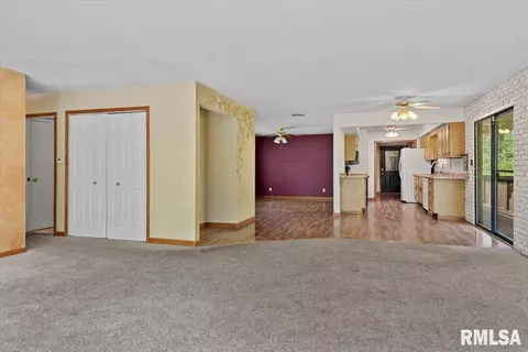 8 Timberline Dr, Springfield, IL 62707 photo 9