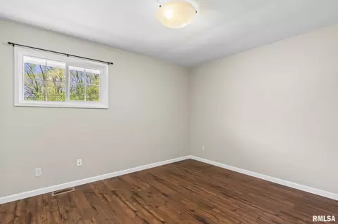 1 Nottingham Rd, Springfield, IL 62704 photo 13