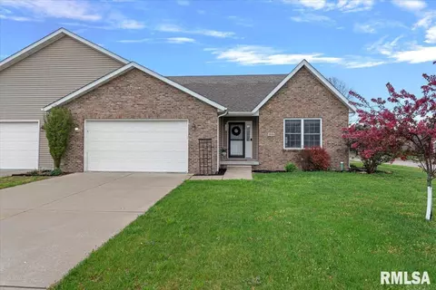 3510 Yorkshire Ct, Springfield, IL 62704