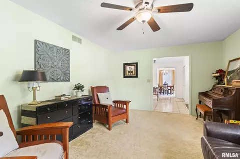 2340 Bates Ave, Springfield, IL 62704 photo 7