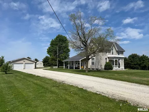 2391 N 750 E Rd, Edinburg, IL 62531