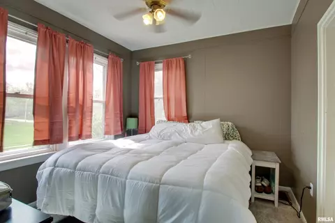 Bedroom - 344 S State Rd, Mendon, IL 62351 photo 1 of 2