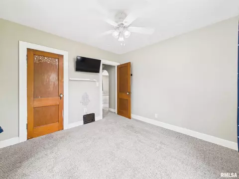Bedroom - 2417 Yale Blvd, Springfield, IL 62703 photo 7 of 7