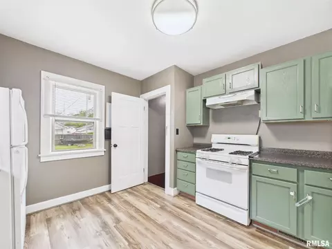 Other - 2417 Yale Blvd, Springfield, IL 62703 photo 2 of 2