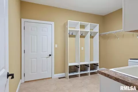 Other - 5909 Hedley Rd, Springfield, IL 62711 photo 5 of 10