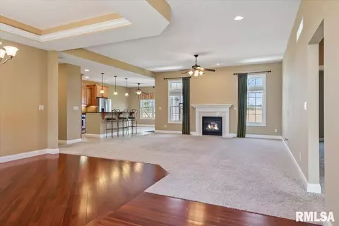 Living - 5909 Hedley Rd, Springfield, IL 62711 photo 1 of 5