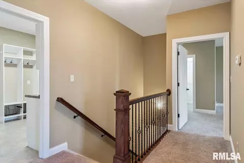 Entry Way - 5909 Hedley Rd, Springfield, IL 62711 photo 2 of 5