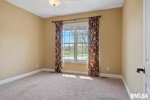 Bedroom - 5909 Hedley Rd, Springfield, IL 62711 photo 5 of 7
