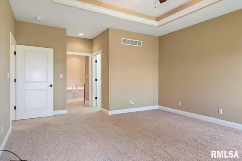 Bedroom - 5909 Hedley Rd, Springfield, IL 62711 photo 2 of 7