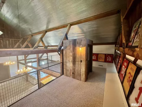 Entry Way - 27 Hamlin Heights Dr, Hannibal, MO 63401 photo 7 of 9
