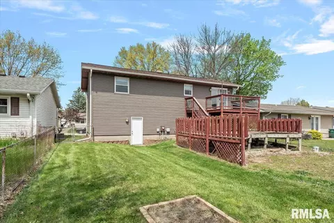 Exterior - 3000 Griffiths Ave, Springfield, IL 62702 photo 5 of 7
