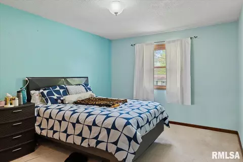 Bedroom - 3000 Griffiths Ave, Springfield, IL 62702 photo 3 of 5