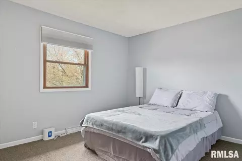 Bedroom - 3000 Griffiths Ave, Springfield, IL 62702 photo 1 of 5