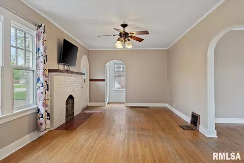 1615 S Douglas Ave, Springfield, IL 62704 photo 7