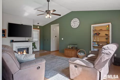 Other - 504 N Bitterroot Dr, Athens, IL 62613 photo 3 of 6