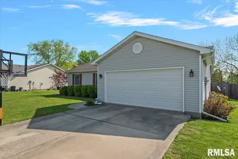 Other - 504 N Bitterroot Dr, Athens, IL 62613 photo 6 of 6