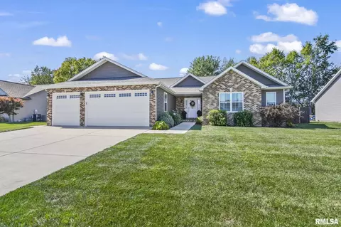 1065 Harrow Dr, Sherman, IL 62684