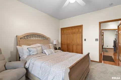 Bedroom - 340 Sebring Rd, Springfield, IL 62707 photo 5 of 7