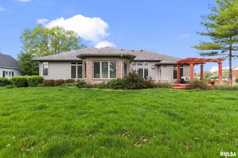 Exterior - 340 Sebring Rd, Springfield, IL 62707 photo 9 of 9