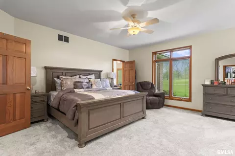 Bedroom - 340 Sebring Rd, Springfield, IL 62707 photo 1 of 7