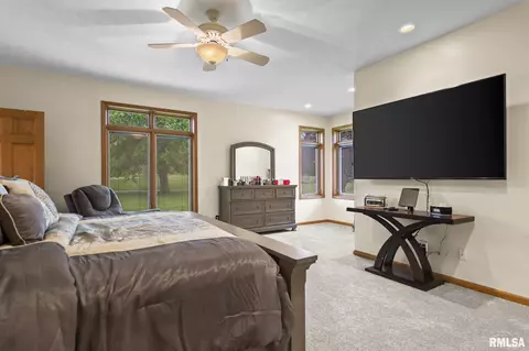 Bedroom - 340 Sebring Rd, Springfield, IL 62707 photo 2 of 7