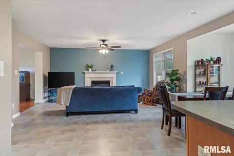 2909 Laxford Dr, Springfield, IL 62712 photo 14