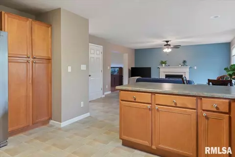2909 Laxford Dr, Springfield, IL 62712 photo 18