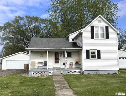 859 Day St, Galesburg, IL 61401