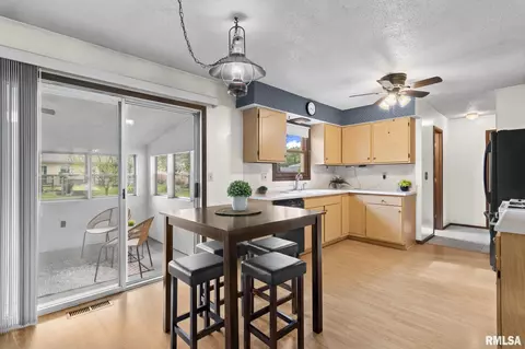 Other - 42 Coachlight Ct, Springfield, IL 62703 photo 5 of 11