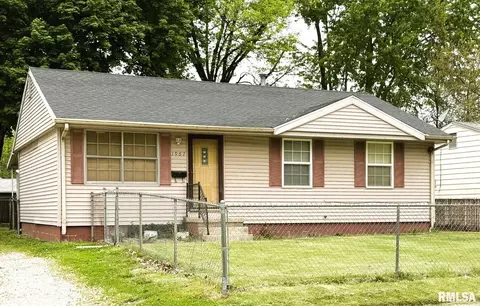 1967 Gregory Ct, Springfield, IL 62703