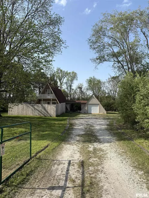 286 Kochs Ln, Meredosia, IL 62665