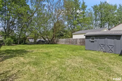 613 Black Ave, Springfield, IL 62702 photo 41