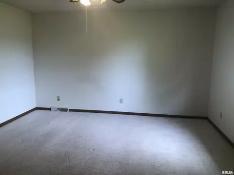 6516 Hayley Ct, Springfield, IL 62712 photo 10