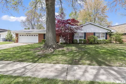 Other - 817 Kenyon Dr, Springfield, IL 62704 photo 2 of 7