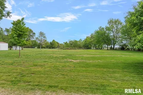 Exterior - 3300 Winch Rd, Springfield, IL 62707 photo 18 of 24
