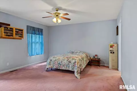 Bedroom - 3300 Winch Rd, Springfield, IL 62707 photo 1 of 12