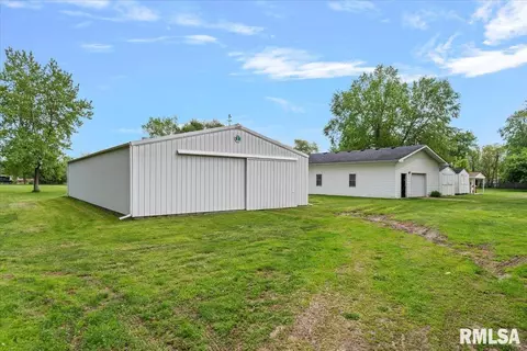 Exterior - 3300 Winch Rd, Springfield, IL 62707 photo 13 of 24