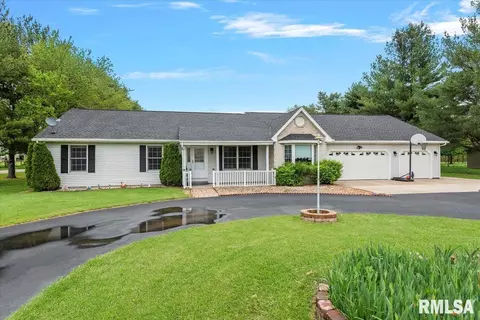 11476 Timber View Ln, Athens, IL 62613