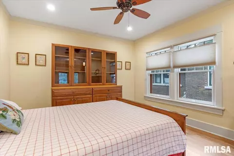 Bedroom - 1620 S Lowell Ave, Springfield, IL 62704 photo 4 of 5