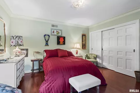 Bedroom - 2001 S Willemore Ave, Springfield, IL 62704 photo 5 of 10