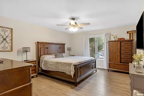 Bedroom - 4 Brook Ln, Riverton, IL 62561 photo 1 of 2