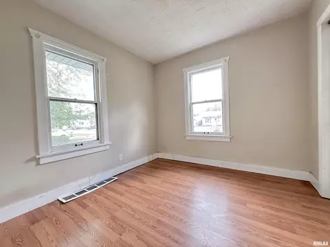 Bedroom - 2213 Cincinnati Ave, Springfield, IL 62702 photo 1 of 1
