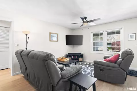 2816 Bemis Hts, Springfield, IL 62704 photo 7