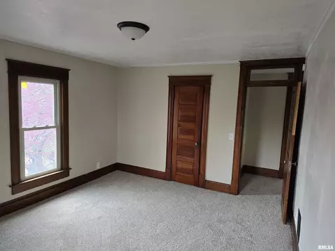 Bedroom - 245 Cherry St, Carthage, IL 62321 photo 4 of 5
