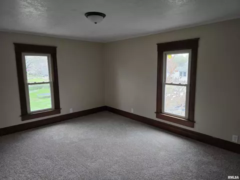 Bedroom - 245 Cherry St, Carthage, IL 62321 photo 2 of 5