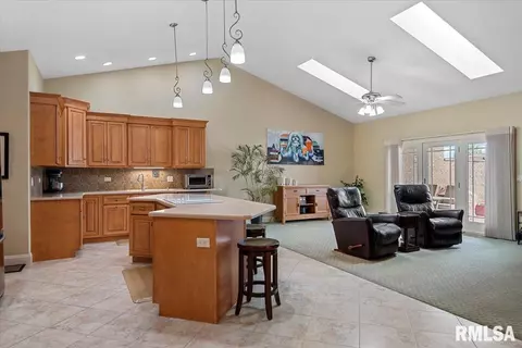 Other - 4306 Castle Pines Dr, Springfield, IL 62711 photo 2 of 20