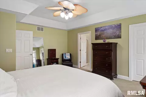Bedroom - 4306 Castle Pines Dr, Springfield, IL 62711 photo 5 of 7