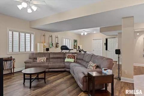 Other - 4306 Castle Pines Dr, Springfield, IL 62711 photo 11 of 20